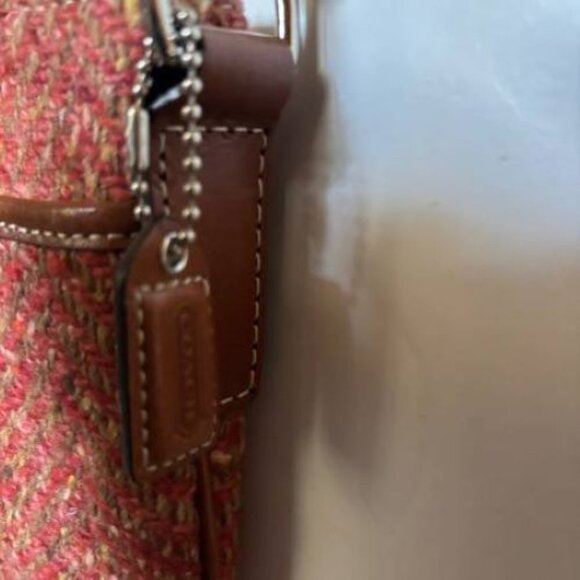 NWT Coach SCARO Swing Pack Crossbody Bag Camel Rose Wool Tweed Zip - Picture 5 of 6